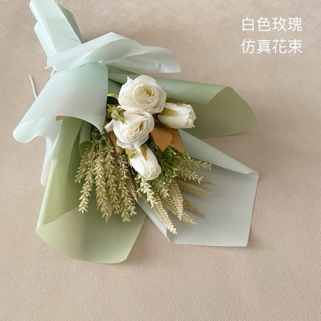 畢業花束 向日葵 教師節花束 滿天星 母親節花束 香皂花 康乃馨 禮物 情人 附提袋, 韓系白色玫瑰絹布花束