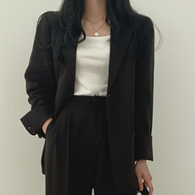 20대 여자 장례식복장 조문 복장 정장 여성 수트 셋업 면접