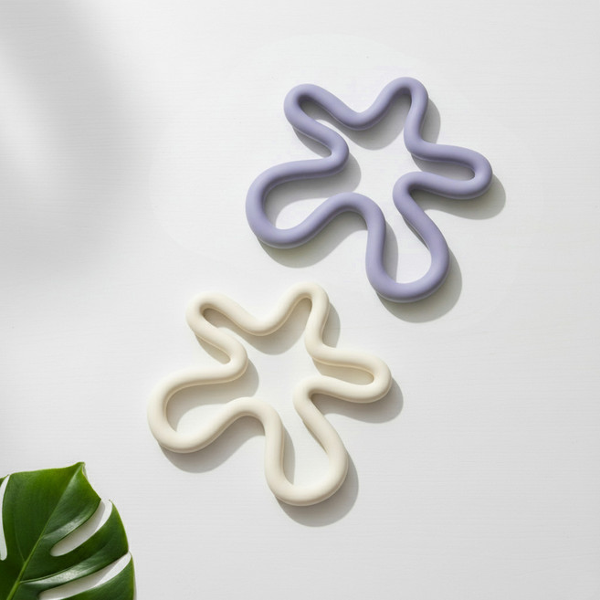 웨이브 실리콘 냄비받침 꽃모양 2개 생활친구, 1세트, 크림&바이올렛