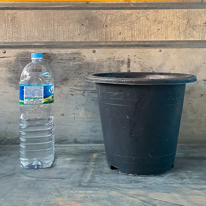 순희농장 원형화분 흑색 8치(310 x 260) 고무 분갈이