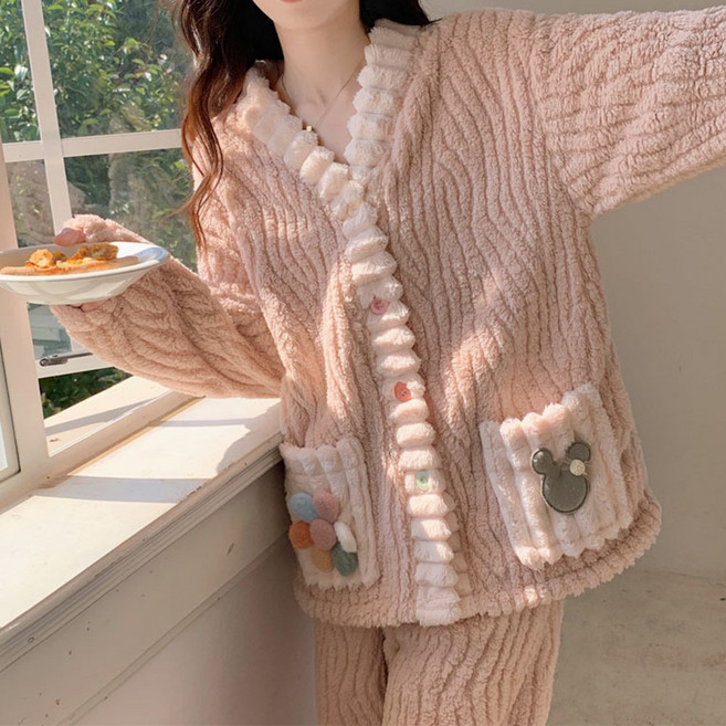 엘에이스 폭신폭신 겨울 프리미엄 극세사 여성 수면잠옷 세트