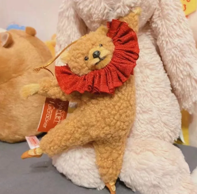 호두 까기 인형의 귀여운 보스턴 발레곰