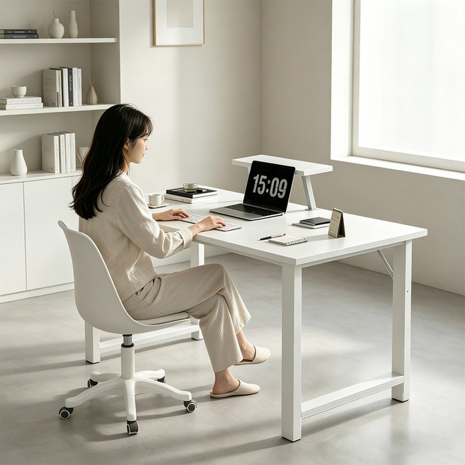 튼튼한 심플 컴퓨터 책상 원룸 자취방 화이트 간이 책상 서재 공부 사무 다용도 데스크