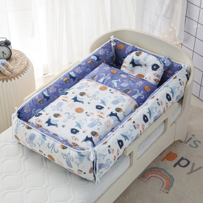 ANGEL baby home 嬰兒床中床，可摺疊可拆洗，便攜式防壓睡窩，多功能寶寶床, 加大快樂海洋3件套床.枕頭 棉被