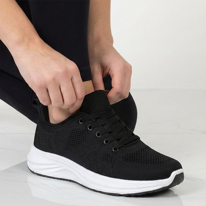 월드컵 2026년 NEW 남녀공용 가벼운 니트 운동화 발편한 워킹화 블랙 ROBEN