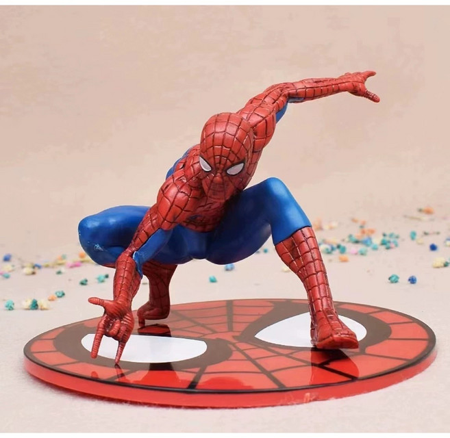 내 차에 인테리어 소품 슈퍼히어로 스파이더맨! 피터 파커 영화 피규어 모형 차량용 악세사리 장식품 어린이집 선물 단체선물 케이크 장식 케이크 피규어, 1개, 레드