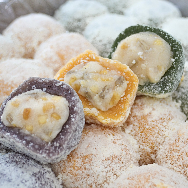 삼색 두텁떡 국내산 찹쌀 1.8kg+1 8kg 60알 견과류 냉동 떡 맛집 아침식사대용 선물 답례떡, 1.8kg, 2박스