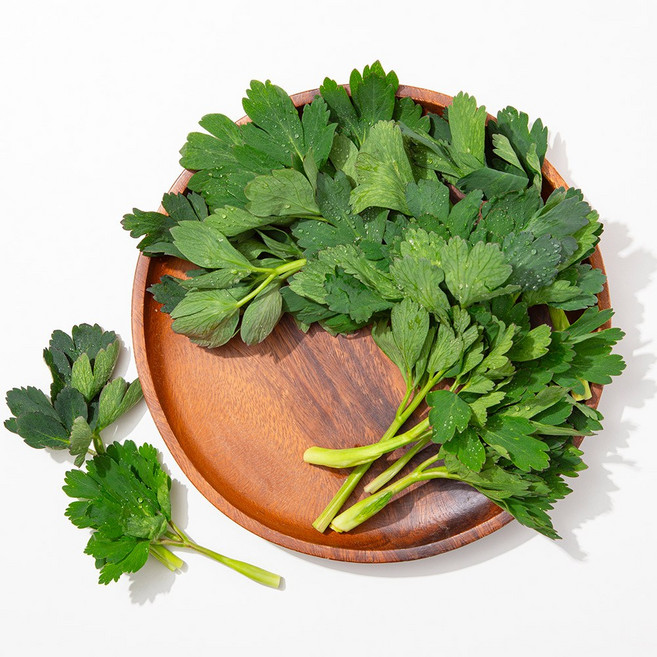 2026 여수 금오도 노지 방풍나물 자연산 봄나물 제철나물, 2kg, 1박스