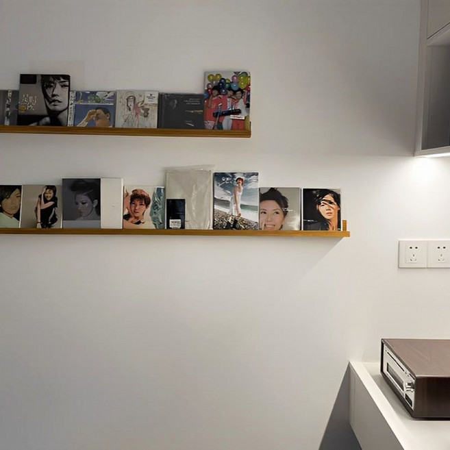 壁掛CD架 黑膠唱片架 免打孔展示架 CD展示架 唱片收納架 木條架, 柚木色,長100*6*6