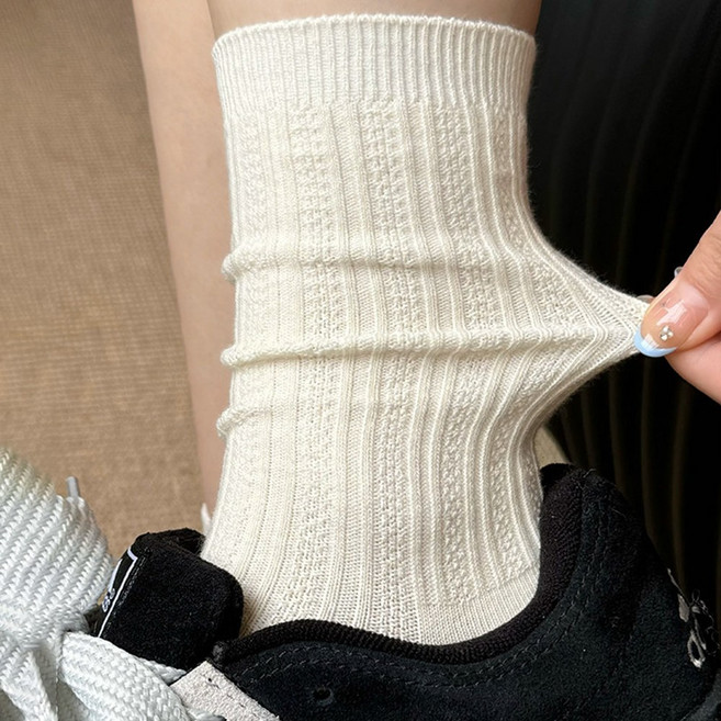 Amnesia cat 여성용 흰색 양말 봄여름용 무지 중목양말 무압박 면양말 학생용 무봉제 양말 5족 세트