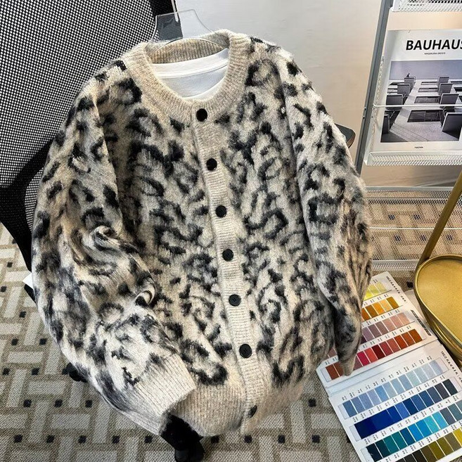 티류으스 남성 호피 카디건 스웨터 오버핏 아메리칸 스타일 니트 코트