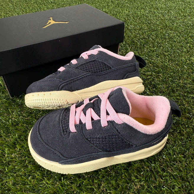 나이키 아동화 조던 플라이코트 스웨이드 편안한 착화감 고무줄 운동화