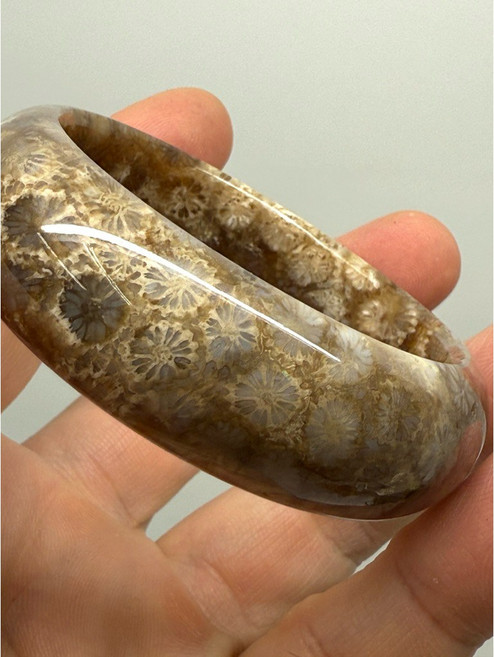 天然玉化珊瑚玉寬版手鐲 52.1mm, 1個
