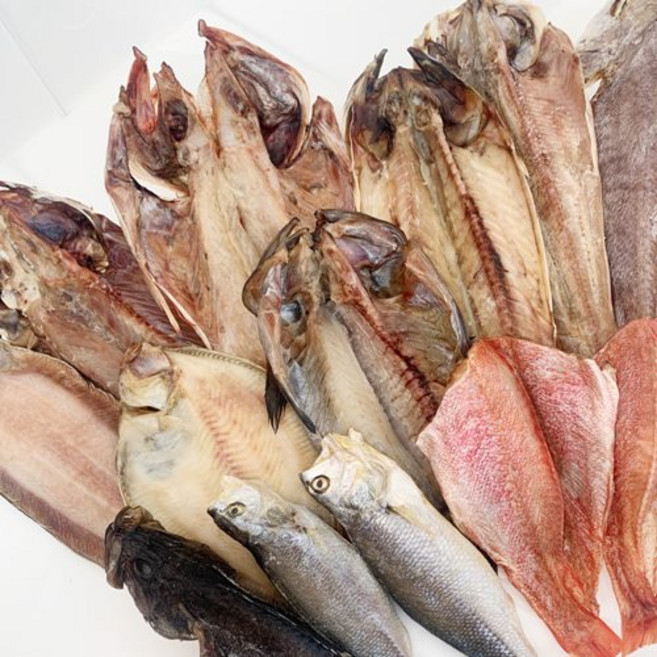 맛있게 말린 속초 반건조 생선 15종 골라담기 말린 생선, 반건조 기름가자미, 1개