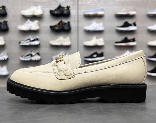 [S]스케쳐스 여성용 Skechers 통굽 비즈니스 구두 키높이 캐주얼 가죽디자인 스니커즈(사은품증정)