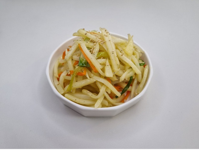 정래윤의오늘반찬 가정식 수제반찬 매일 먹어도 맛있는 국내산 감자채볶음 180g, 1개