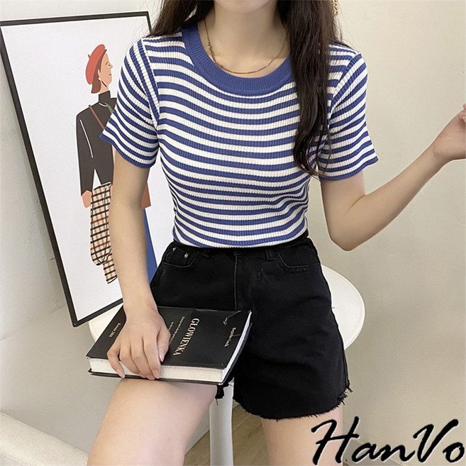 HanVo 清爽配色條紋短袖針織上衣 - 韓系休閒透氣親膚舒適