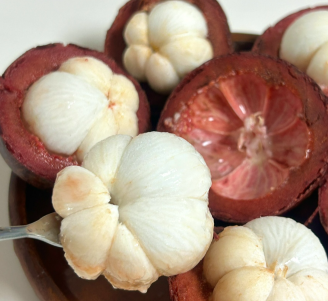 2+2 동남아 태국 아이스 망고스틴 총2kg 대용량 냉동과일 새콤달콤 육쪽마늘 식이섬유 장운동