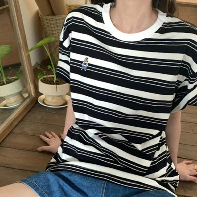 데일로엔 여성용 곰돌이 자수 줄무늬 반팔티셔츠