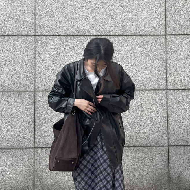 포르투 은은광택 오버핏 레더 가죽 라이더 자켓