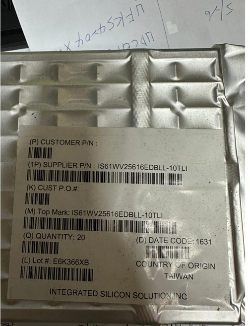 IS61WV25616EDBLL-10TLI 記憶體, 1個