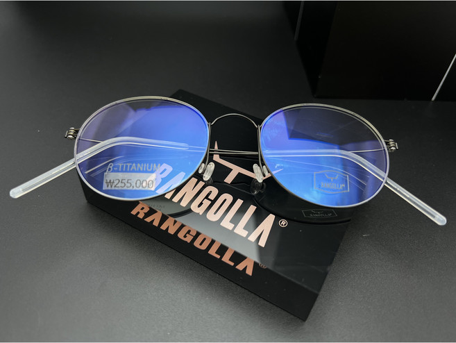 랭골라 Saturn 블랙 베타티타늄안경 13g 초경량 안경테+자외선차단렌즈