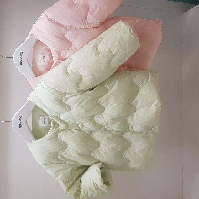 아가방 봄 베이비페어 / 날씨 애매할 때 이거 하나면 끝! 유아 경량 다운점퍼 / 귀여운 A라인 유아 패딩점퍼 / 가벼워서 휴대하기도 편해요 / 봄 가을 겨울 다 좋은 외출복