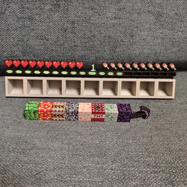 3D프린팅완구 마인크래프트 게임 굿즈 주변 피규어 곡괭이 탁자 수납 소품 책상소품 컴퓨터 인테리어, 물품란 한 세트