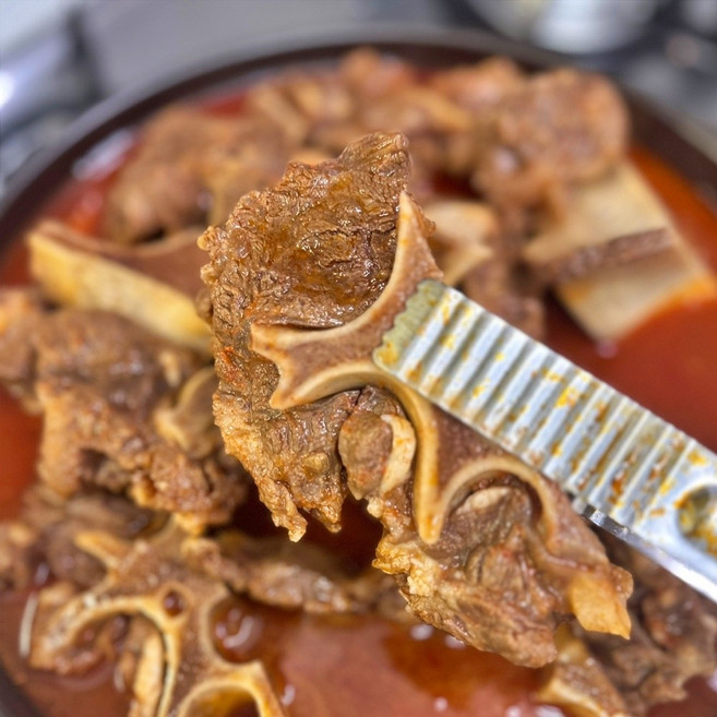 다미네식탁 매운 소목뼈찜, 1개, 2.4kg