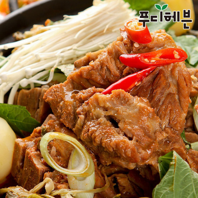 푸디헤븐 국내산 등뼈로 만든 푸짐한 뼈다귀감자탕 2.5kg, 1개