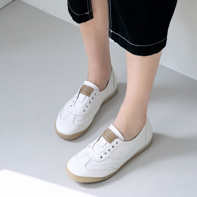 에스유니 소가죽 경량 발편한 쿠션 여성 스니커즈 단화 2cm
