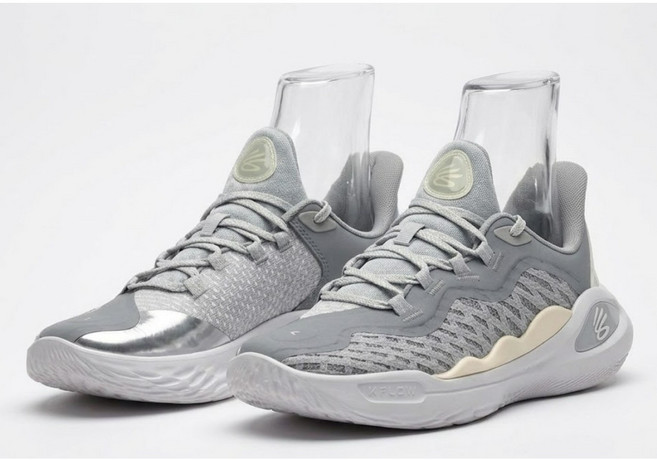 [언더아머_스포츠] 농구화 커리 11 GREY TM3027723 운동화 트레이닝화