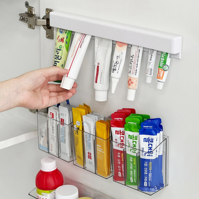 루시아이 공중부양 붙여쓰는 투명 약정리함, 칸막이형3개+일반형1개, 1세트