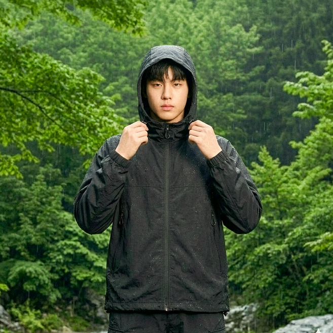 생활방수 자외선차단 에어라이트 오버핏 러닝 바람막이