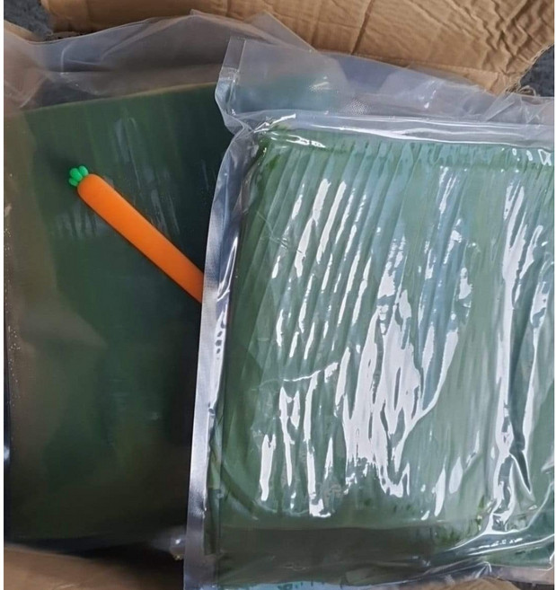 베트남산 바나나잎 1kg, 1개