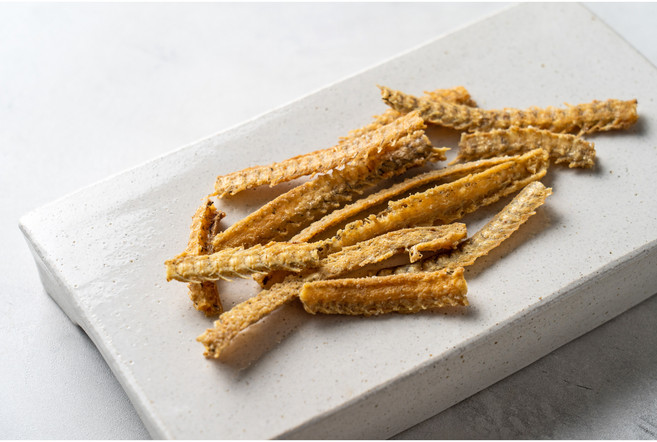 장어뼈튀김 150g 민물장어 칼슘 뼈튀김 술안주 아이간식, 2개