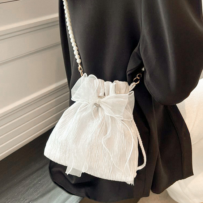 아이루리 드로스트링 오간자 리본 버킷백 미니 사이즈 크로스바디백 진주 체인 복조리백