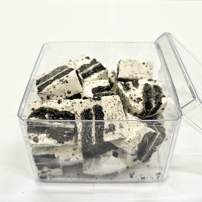 [SNS 인기상품] 국내산 마시멜로우 쫀득쿠키 캔디 과자 선물세트 [멜로우퀸즈] 딸기 오레오 [원산지:국산], 1개, 120g