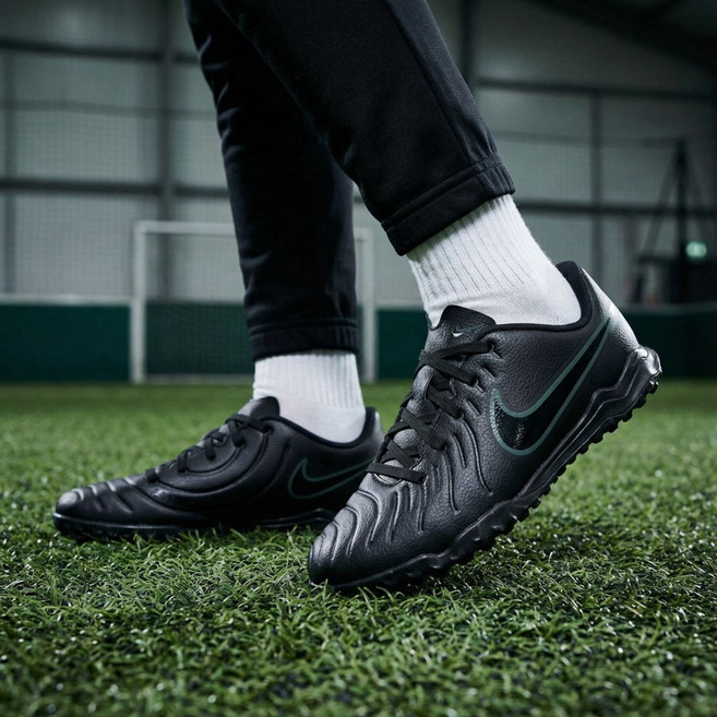 나이키 주니어 풋살화 티엠포 레전드10 키링사은품증정