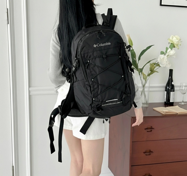 정품 컬럼비아 블랙스톤 30L 백팩 등산 여행 가방 배낭 학생 신학기 가벼운 경량 책가방 HM8101 증정품, FREE, 블랙