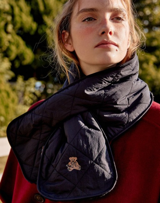 DAKS MEN'S ACCESSORIES 블랙 닥스 베어 캐릭터 자수장식 부클 양면 패딩 머플러 DBMU5F855BK 120320, BLACK, XXX