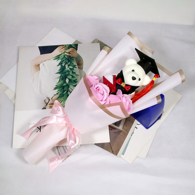 畢業博士小熊香皂花束，三朵玫瑰向日葵，創意禮物, 2, 1個