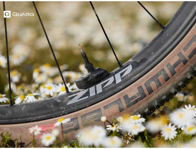 Quarq TyreWiz 2.0 輪胎壓力感測器，無線傳輸，精準監測胎壓，提升騎行安全與效率, 1個