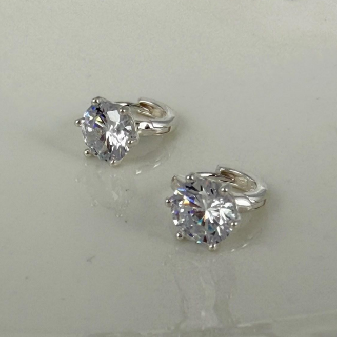 렝땅은세상 (Silver World) 925 실버 silver 큰 큐빅 포인트 원터치 링 귀걸이 6발 하객룩 추천