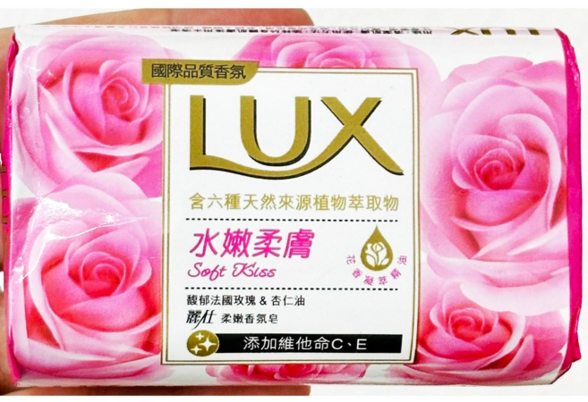 LUX 麗仕香氛皂水嫩柔膚 (含維他命C、E/杏仁油/絲蛋白精華), 80g, 1個