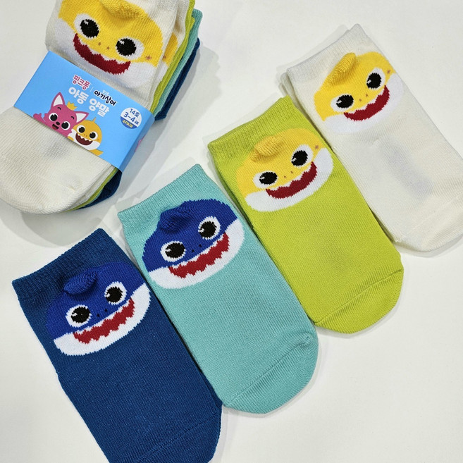 아기상어 상어가족 샤크입체 귀여운 캐릭터 유아동 양말