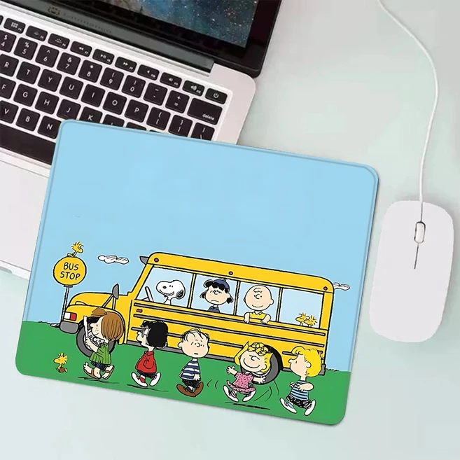 귀여운 SNOOPYS 게임 마우스 PC 사무실 패드 매트 데스크탑 소형 XS 장식을위한 게이머 DESKMAT RUG, 180x220x2mm, SBD 176W37A13, 1개 - 쿠팡