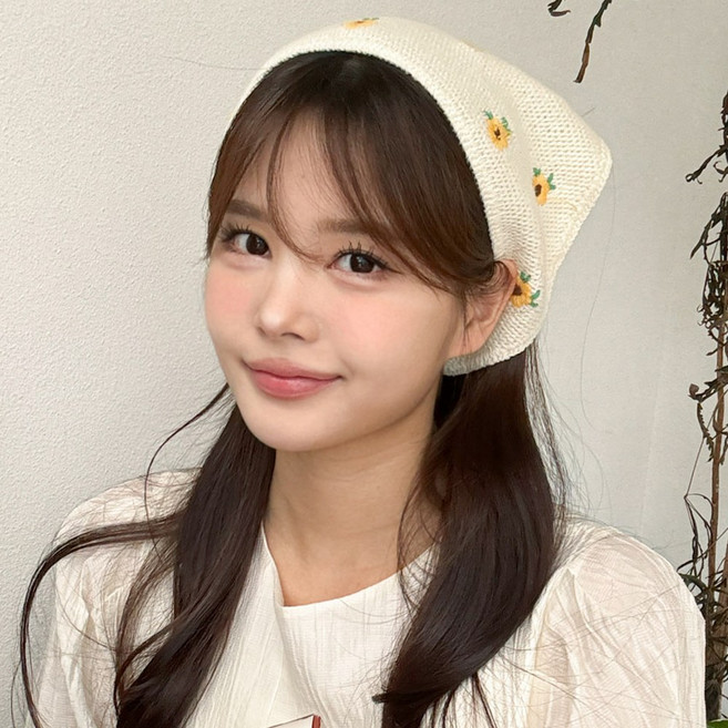 블루씨티 체리 플라워 니트 헤어 두건