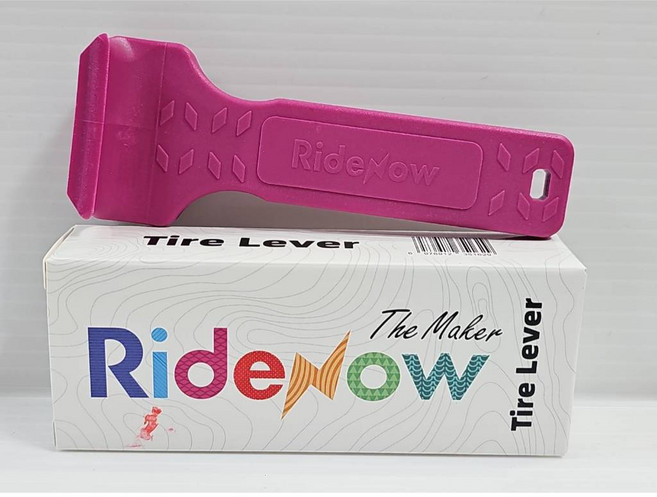 Ridenow TPU 24g 輕量化內胎 金屬氣嘴 65mm 粉紅色金屬氣嘴 700*18C 28C用, 1個, Ridenow 粉色挖胎棒*1支