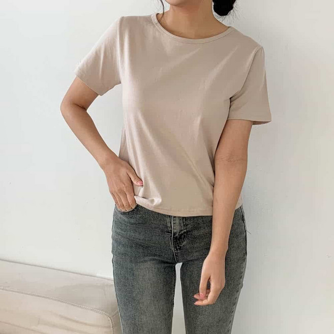 봉봉 라운드넥 봄 데일리 모달혼방 캐주얼 여름 간절기 세미크롭핏 반팔 티셔츠 20대